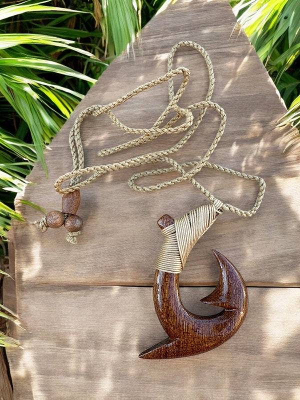 Koa Wood Hawaiian Makau | Fish Hook