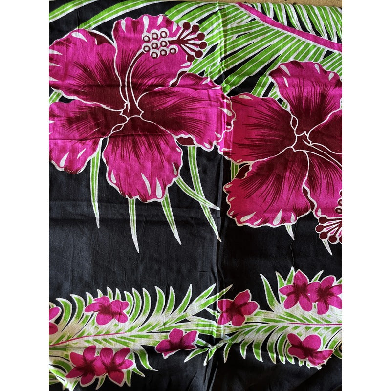 Hawaiian Magenta Flowers | Pareo
