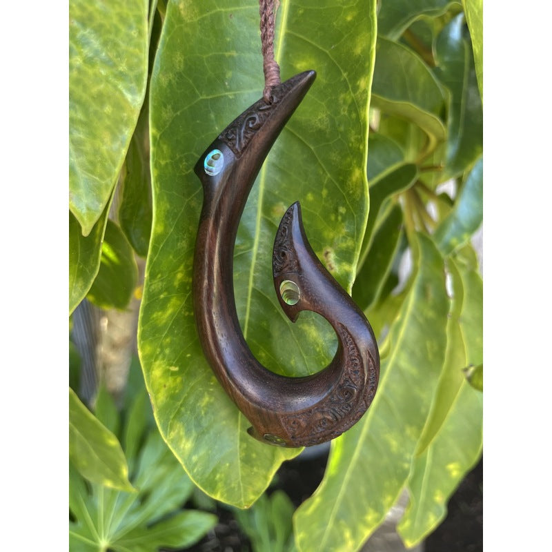 Hawaiian Makau | Fish Hook Necklace (3 Sizes)