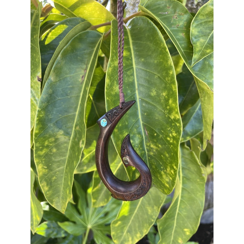 Hawaiian Makau | Fish Hook Necklace (3 Sizes)