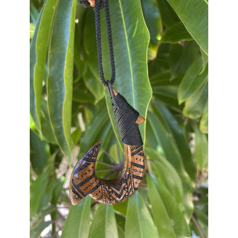Hawaiian Koa Makau with Engravings | Large Fish Hook