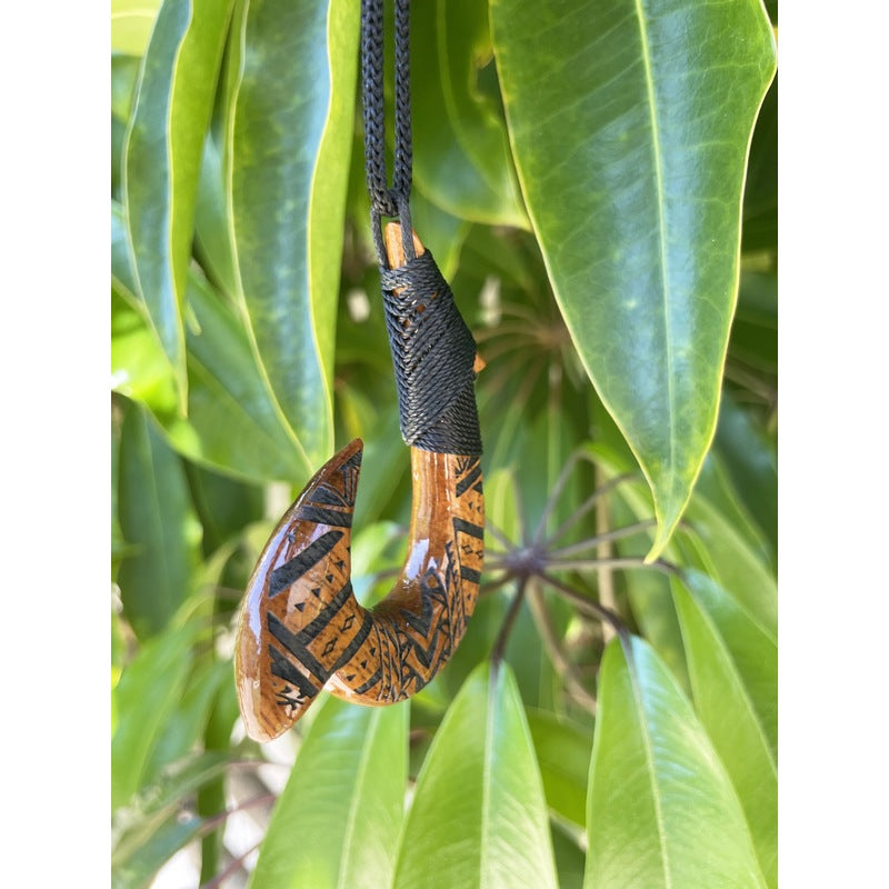 Hawaiian Koa Makau with Engravings | Large Fish Hook