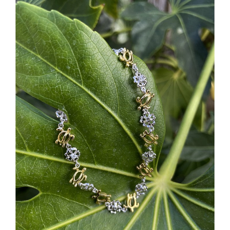 Two Tone Hibiscus & Honu Bracelet