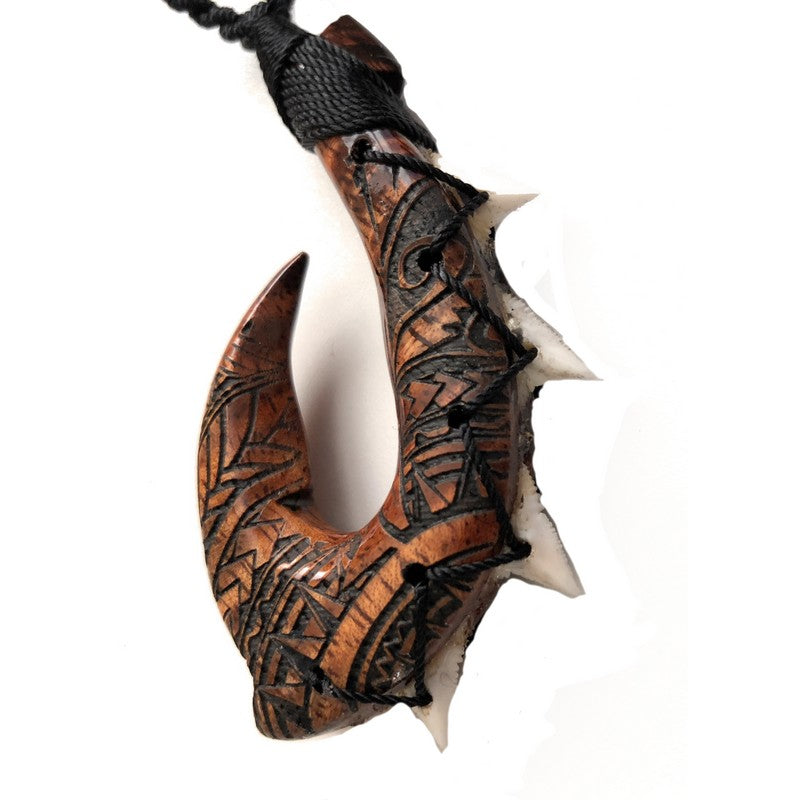 Hawaiian Koa Makau with Engraving - Makana Hut