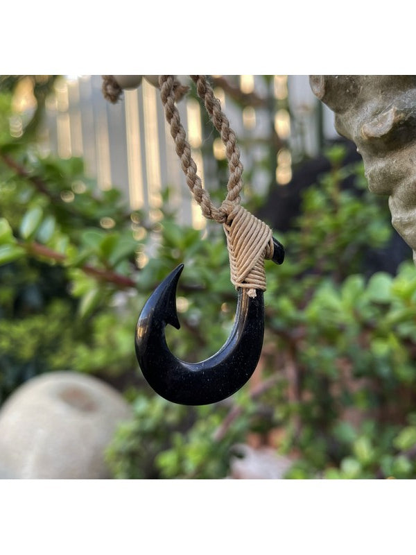 Black Bone Fish Hook | Hawaiian Makau