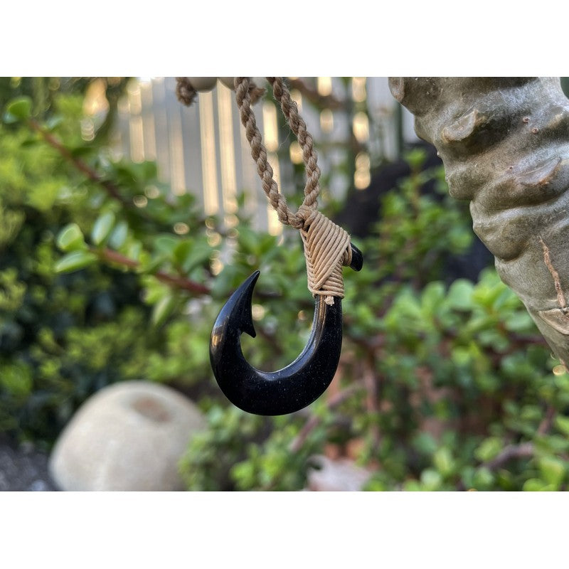 Black Bone Fish Hook | Hawaiian Makau