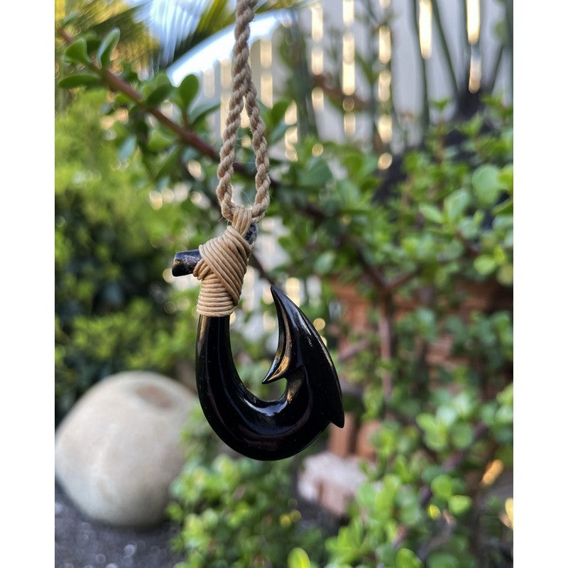 Black Bone Fish Hook | Hawaiian Makau