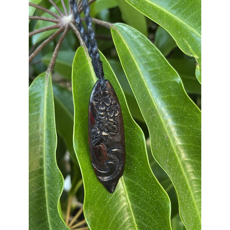 Surfboard with Hawaiian Engravings Necklace
