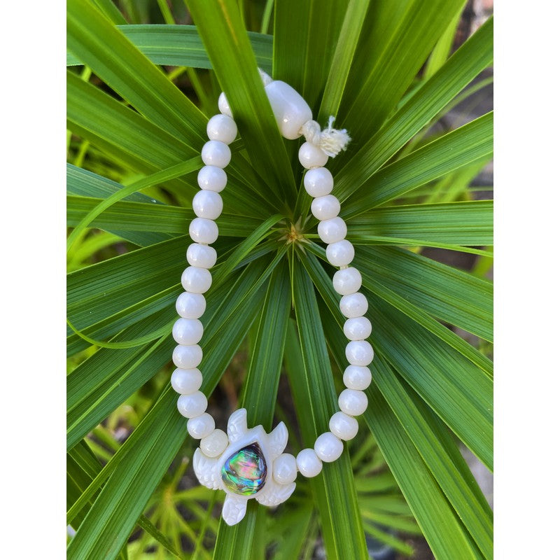 Honu Beaded Bracelet w/ Abalone