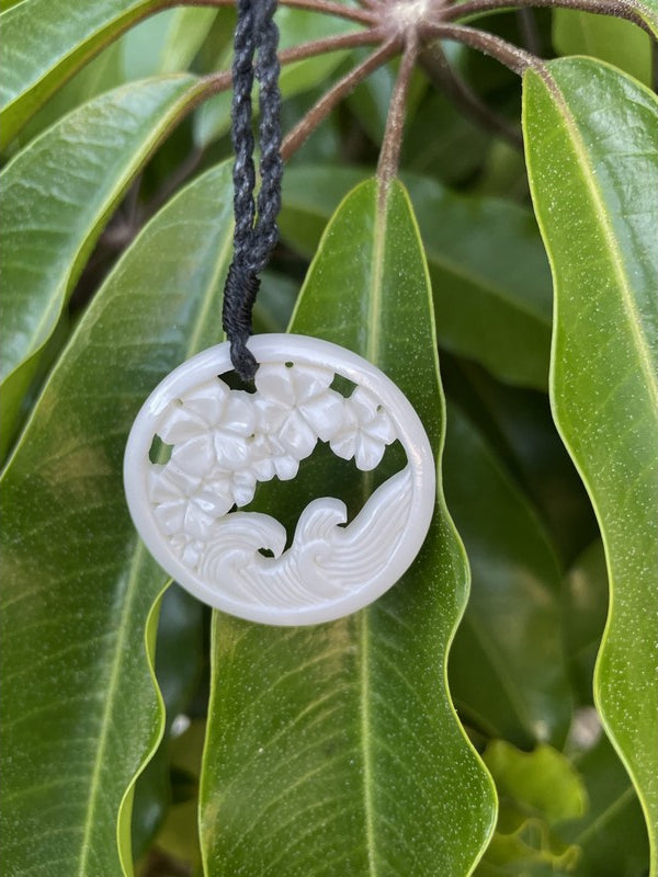 Hawaiian Scene Bone Necklace