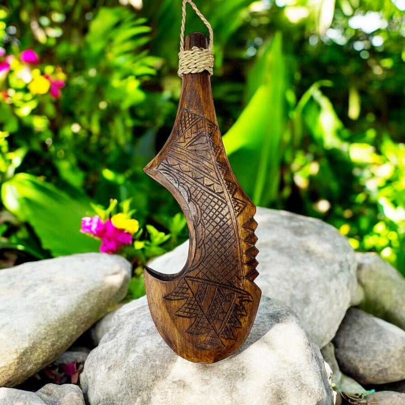 The Hawaiian Calabash antique fish hook付 The Hawaiian Calabash