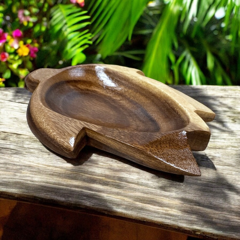 Acacia Wood Honu Dish 7"