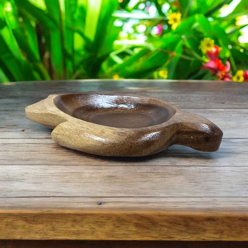 Acacia Wood Honu Dish 7"