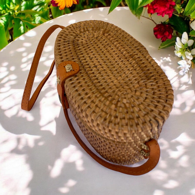 Natural Oval Rattan Handbag | Crossbody