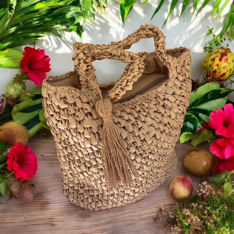 Hand Woven Straw Handbag w Tassel