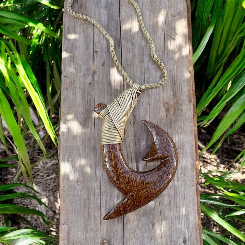 Koa Wood Hawaiian Makau | Fish Hook