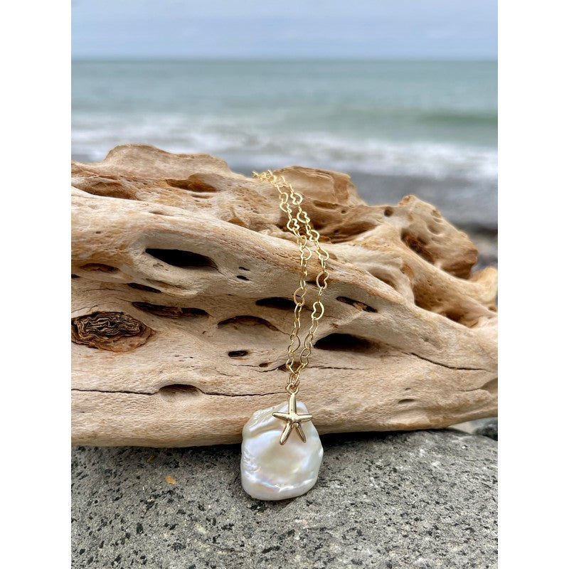 Large Fresh Water Pearl with Gold Heart Chain