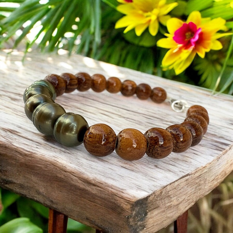 Koa and Green Fresh Water Pearls Bracelet