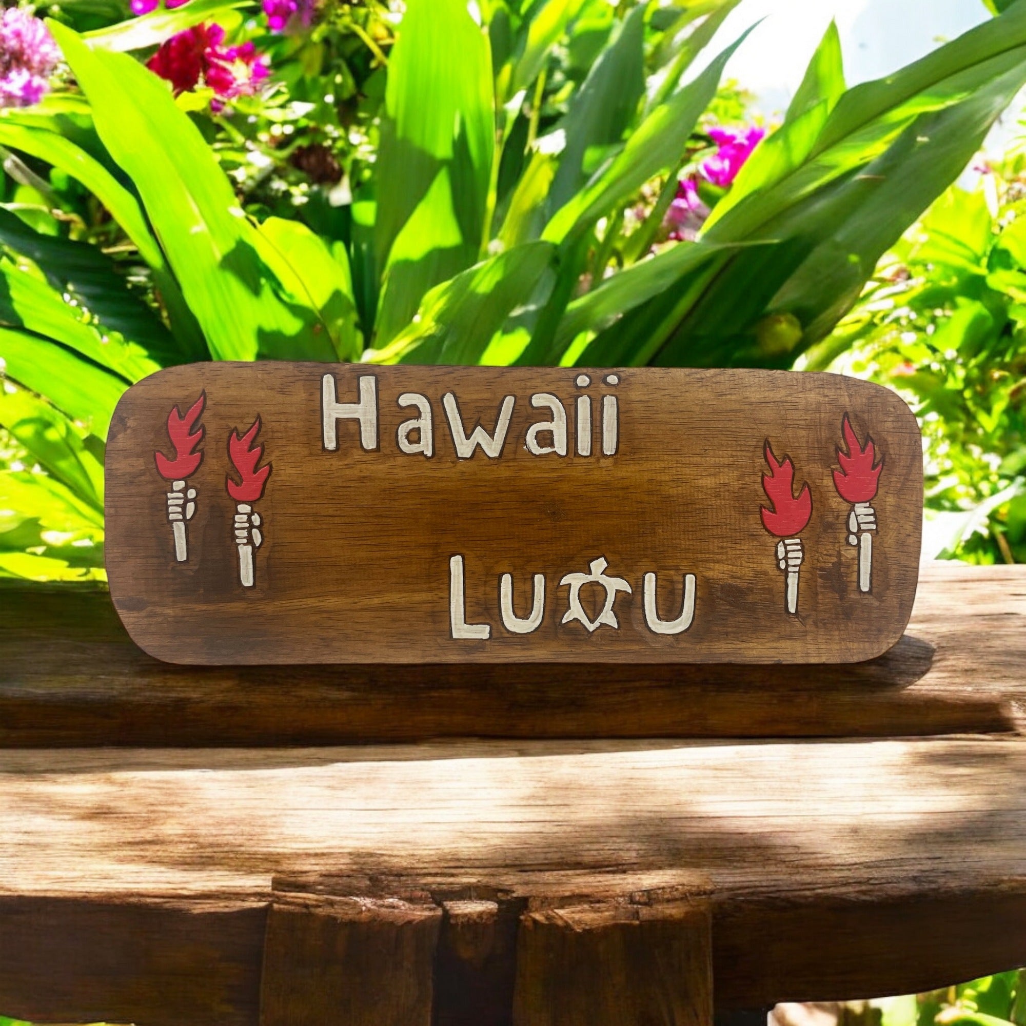 Hawaii Luau w/ Honu | Tropical Wooden Sign – Makana Hut