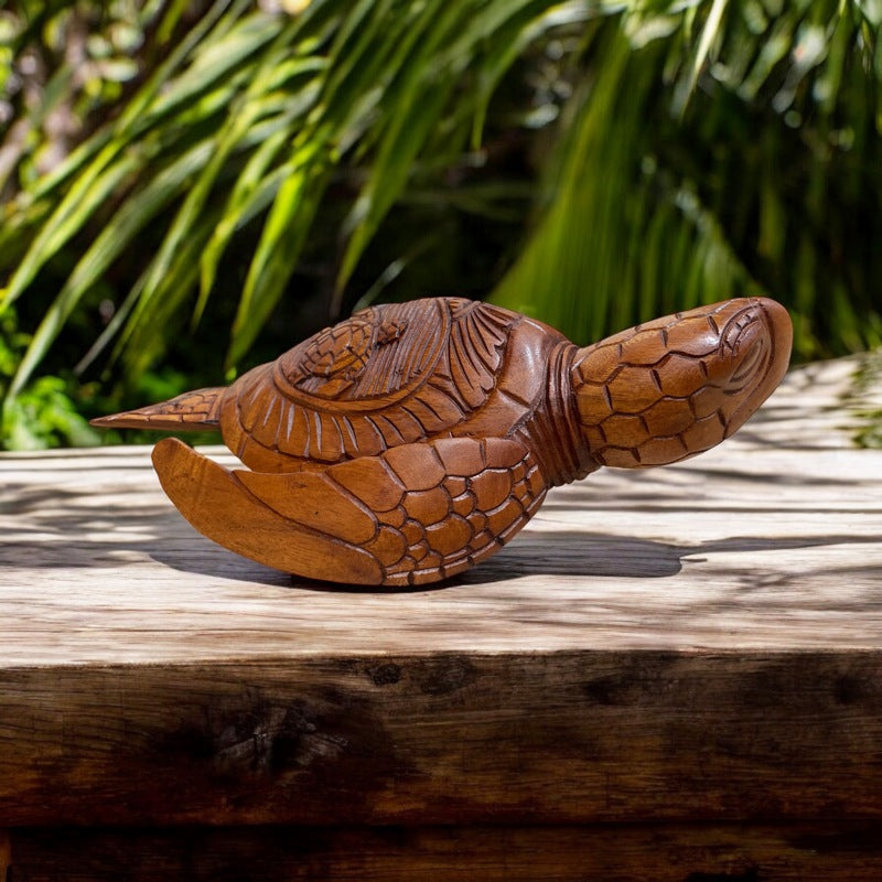 Hawaiian Sea Turtle with Ke Iki | Ocean Life Art – Makana Hut
