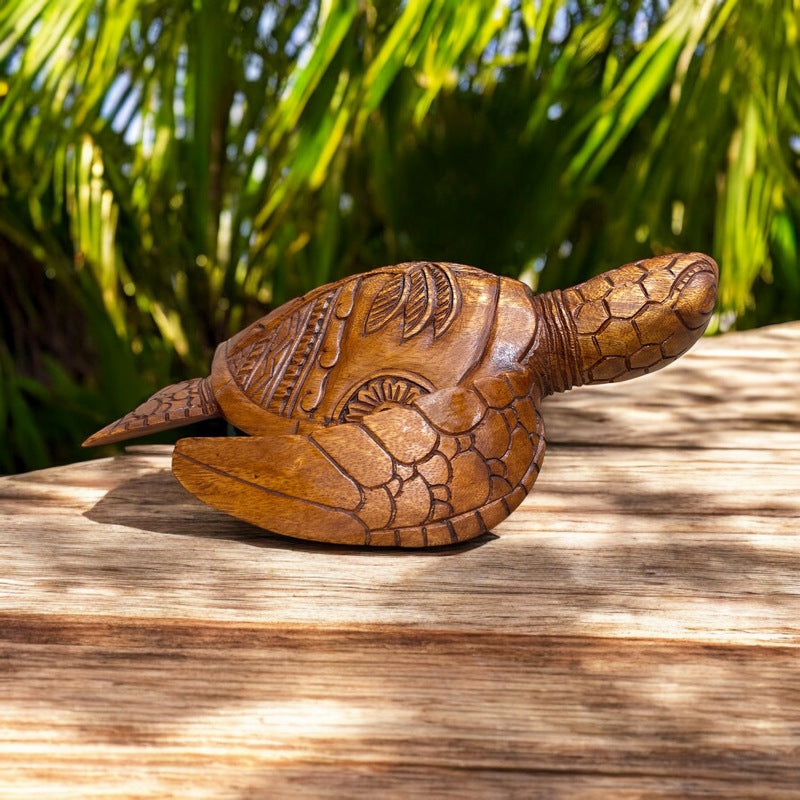 Hawaiian Sea Turtle with Palm Tree | Ocean Life 12"