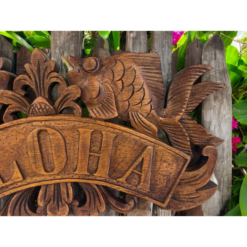 Aloha Sign with Fishes | Tropical Décor