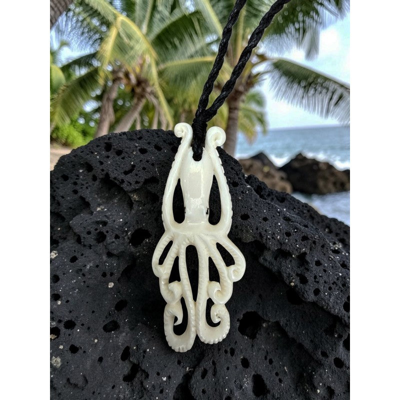 Hand-Carved Muhe‘e (Squid) Necklace