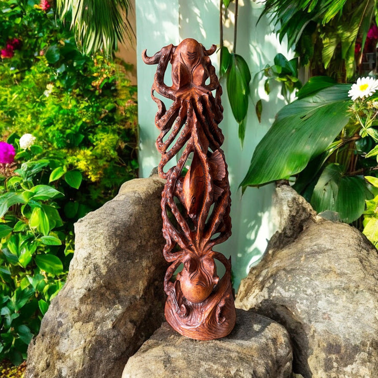 Octopus (He'e) Carving with Fish | Sea Life 40"