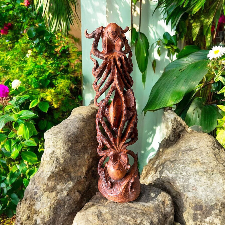 Octopus (He'e) Carving with Fish | Sea Life 40"