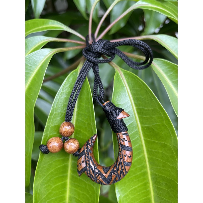 Hawaiian Koa Makau with Engravings | Fish Hook Necklace