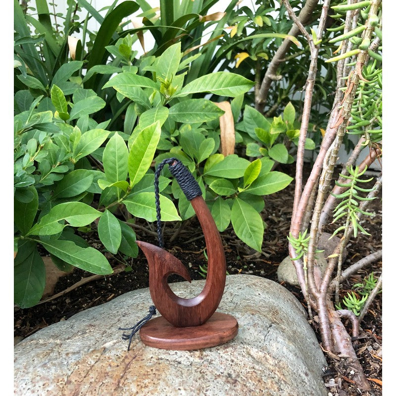 Polynesian Fish Hook | Hawaiian Home - Makana Hut