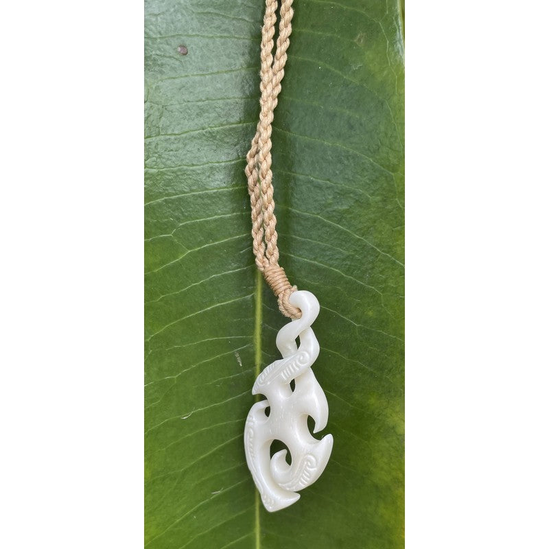 Spiral Twist with Engravings | Tropical Necklace