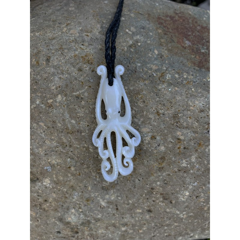 Squid (Muhe'e) Bone Necklace