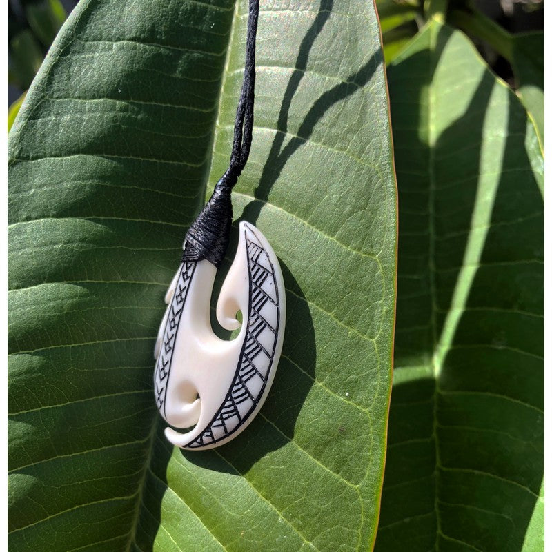 Fish Hook Necklace | Hawaiian Makau | Makana Hut