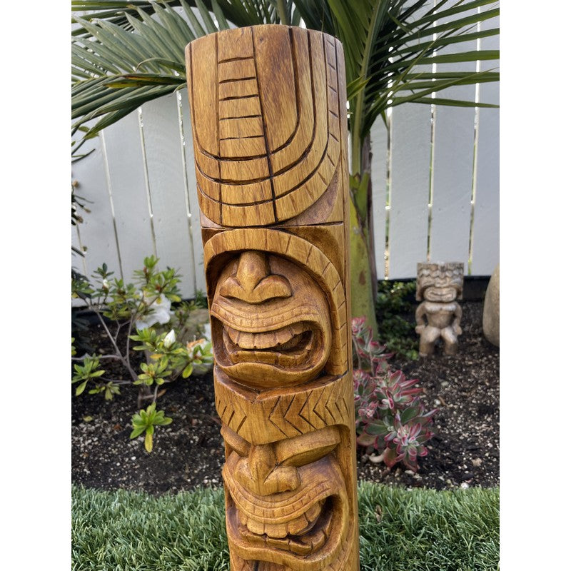 Love and Ocean Hawaiian Totem | Oak Stained 20"