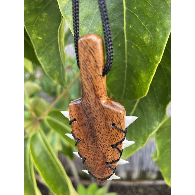 Leiomano Koa Wood Necklace Plain Front